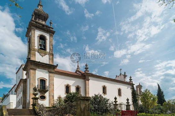 在portugal的pontedlima镇的sofrnciso教堂pntelima是portugal最古老的村庄图片