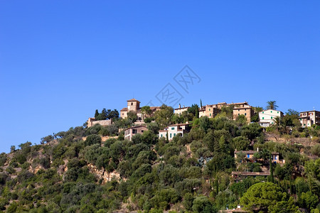 古老的Deia村在Tumnt山Mldorc西班牙图片