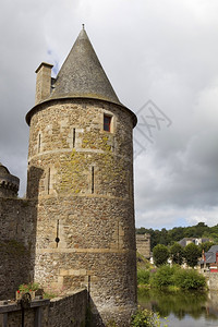 以法兰西北布里塔尼的山岳之城堡为例图片