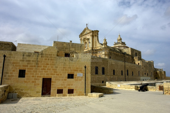 古老的教堂在戈佐岛马尔塔图片