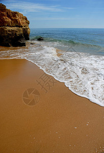 位于Portugal以南Arve的小海滩图片