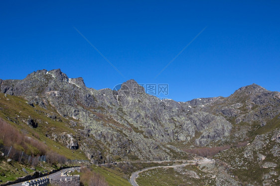 Seradestrla登山风景图片