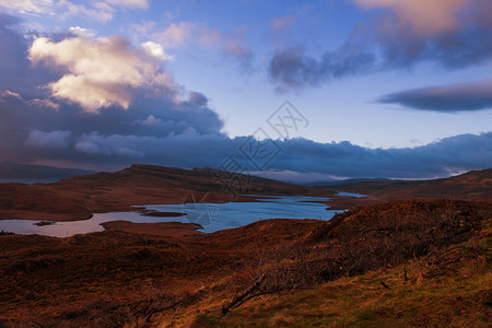 苏格兰高地联合王国的湖和山脉风景图片