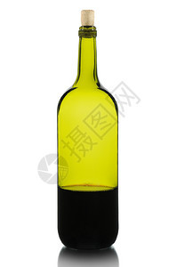 白背景上孤立的葡萄酒瓶图片