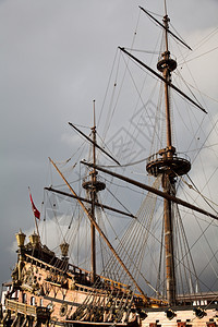 RPolansky在电影海盗中使用的王星Galleon的详情图片