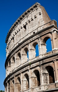 罗马的巨星蓝色天空城市地标背景