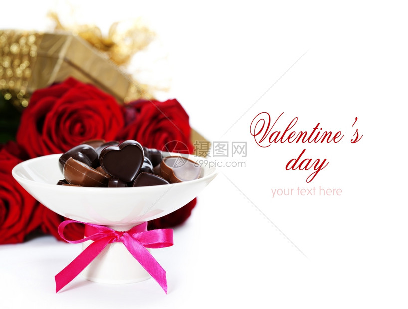 情人节日带有样本文字的红玫瑰和巧克力心图片