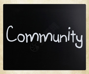 社区用黑板上的白粉笔手写图片