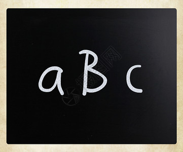 abc手写黑板上白粉笔图片