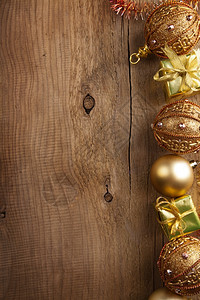 圣诞节背着金装饰图片