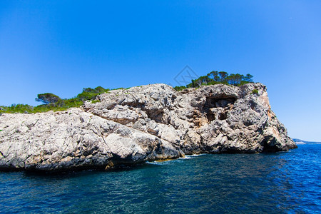 马赫卡岛峡谷和海岸图片