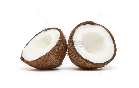 椰子被切成两半图片