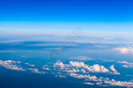 美丽的蓝天白云风景图图片