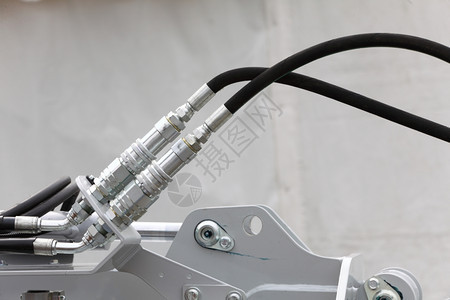 机械工业细节的液压连接软管图片