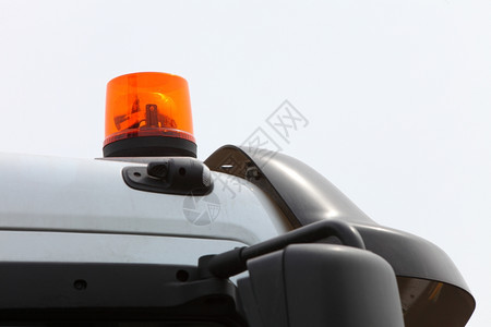 用于警告的橙色报器信号灯在车辆上闪灯工业细节图片