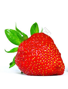 白色背景上隔离的新鲜草莓图片