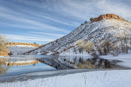 科罗拉多北部州林斯堡附近冬季初风景图片