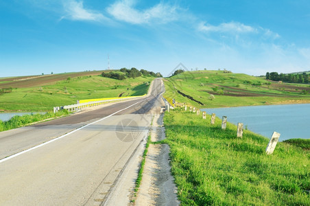 山地公路图片