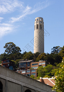 科伊特塔为参观旧金山提供了一个巨大的有利位置图片