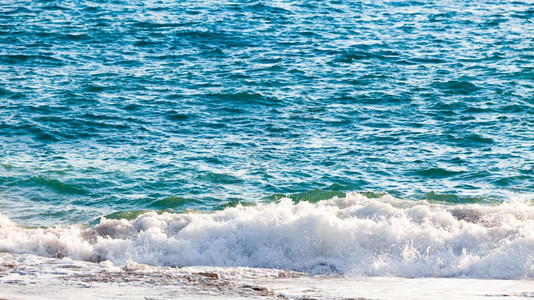 海浪蓝色图片