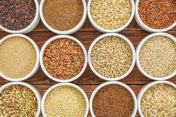 抽象的quinoa棕米小阿马拉塔夫小麦高梁图片