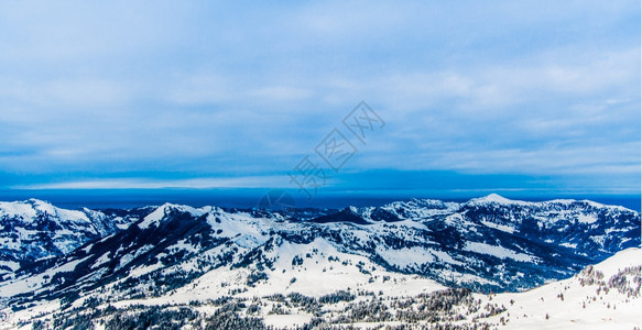阿尔卑斯山脉地貌冬季图片