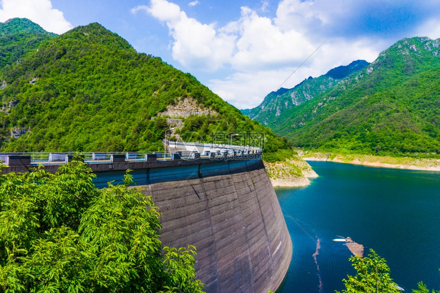 大水坝山图片