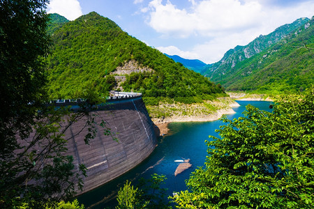 大水坝山图片