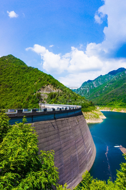 大水坝山图片