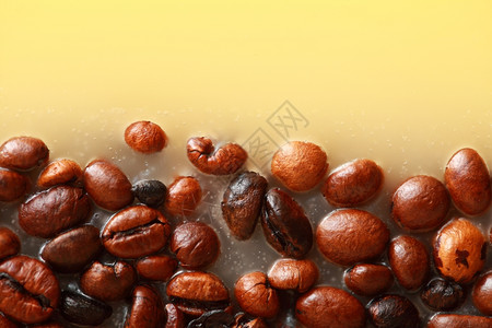 黄蜡咖啡豆作为有文字空间的背景图片