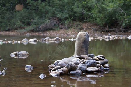 印度果阿河流的石头果阿图片