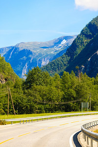 挪威斯堪的纳维亚山脉景象公路图片