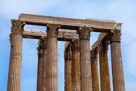 希腊雅典奥林匹亚宙斯寺和雅典的大都会寺图片