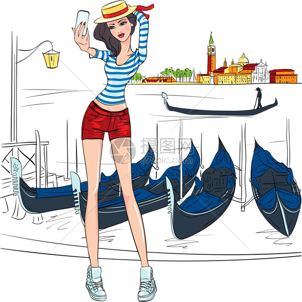 可爱的时装女孩做自拍她穿着帽子和条纹衬衫像Gondiverier在威尼斯的背景图片