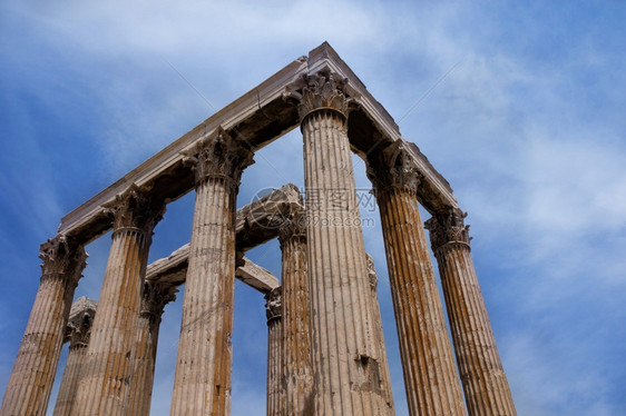 希腊雅典奥林匹亚宙斯寺和雅典的大都会寺图片