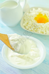 鸡蛋牛奶酸油图片
