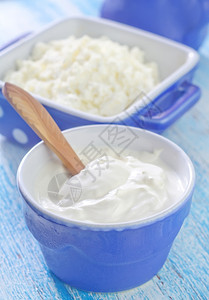 玉米牛奶和酸油图片