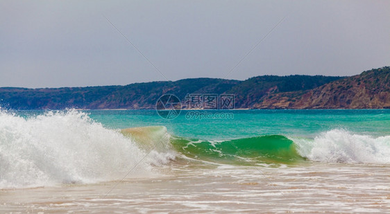 海洋波浪图片