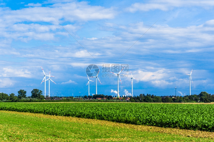 风力涡轮机用于发电的风车图片