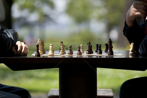 棋类玩家图片