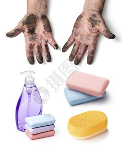 男人用肮脏的手孤立在白色和肥皂图片