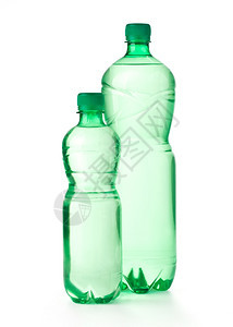 两个塑料水瓶图片