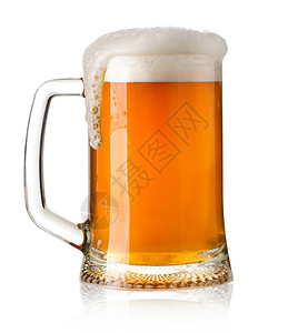 白底孤立的冰霜杯轻啤酒图片