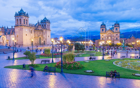 秘鲁库斯科大教堂背景图片