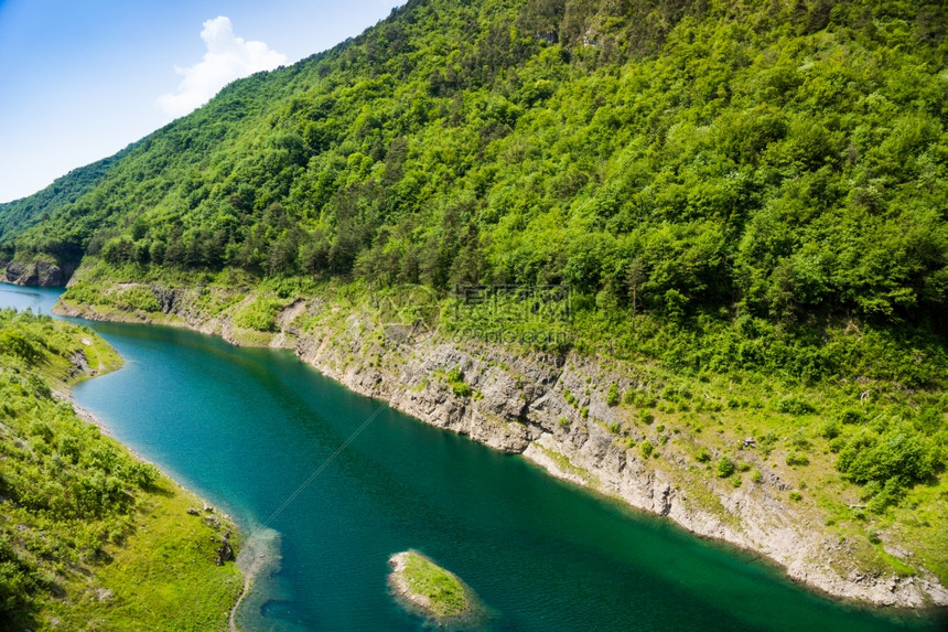 山区景观湖自然景观图片