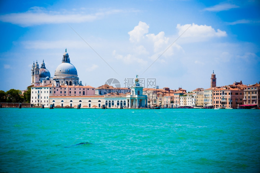 大运河和意利威尼斯圣玛丽亚德拉萨鲁特图片