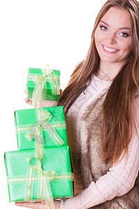 漂亮的时装女郎带着箱礼物生日白色的绿箱礼物生日概念图片