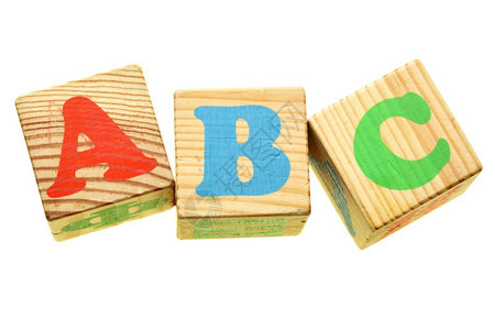 Wooden字母ABC隔离在白色背景上图片