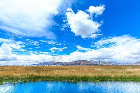 秘鲁普诺附近蒂喀卡湖图片