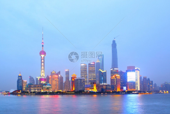 上海夜天线图片